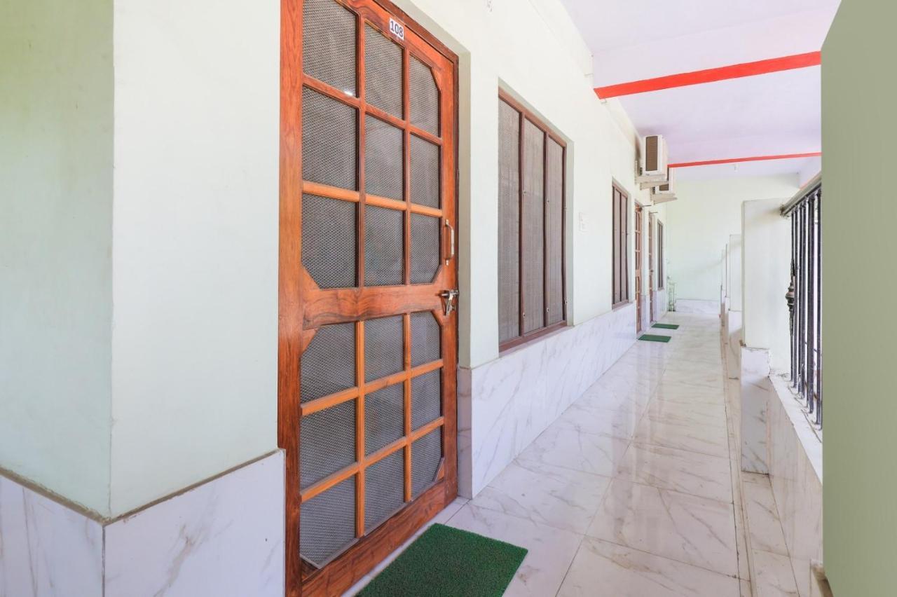 Hotel Chitrarth & Party Lawn Haldwāni 外观 照片